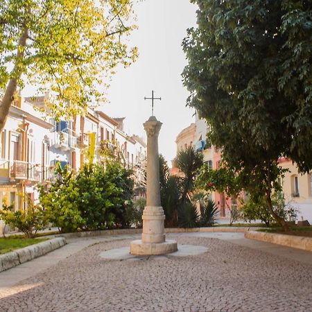 Appartamento Lilla Dei Buoni E Cattivi Cagliari Cameră foto