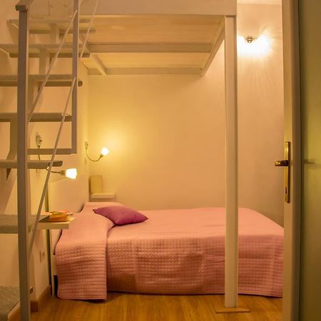 Appartamento Lilla Dei Buoni E Cattivi Cagliari Cameră foto